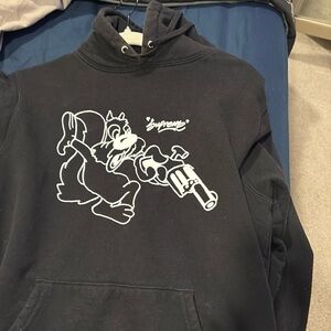 Supreme hoodie
